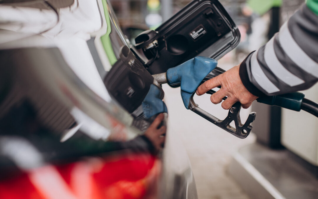 Ahorra en grande: Tips para conseguir descuentos en bencina en Chile 